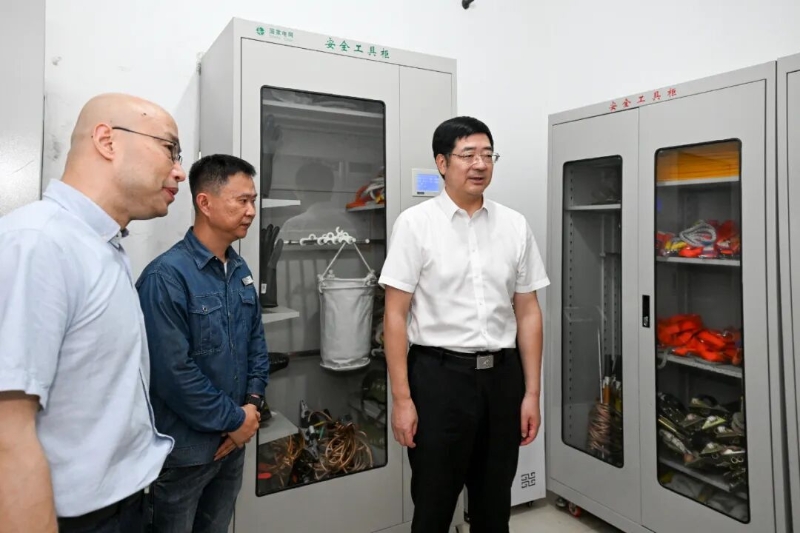 胡劍飛專題調(diào)研全市迎峰度夏電力保供工作